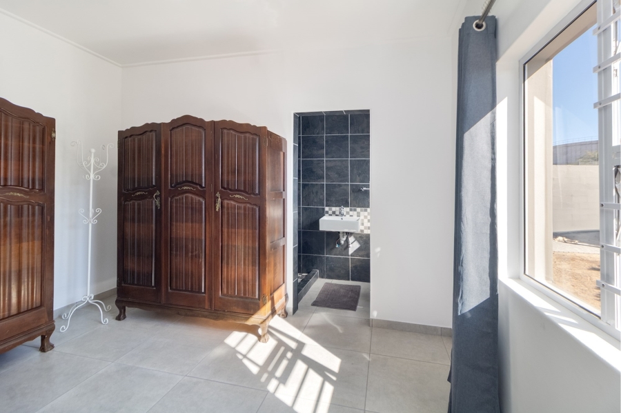 4 Bedroom Property for Sale in Vredenburg Western Cape